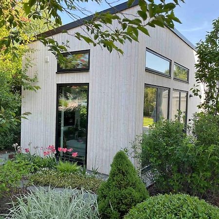 Mini House Villa Gribbylund Exteriör bild