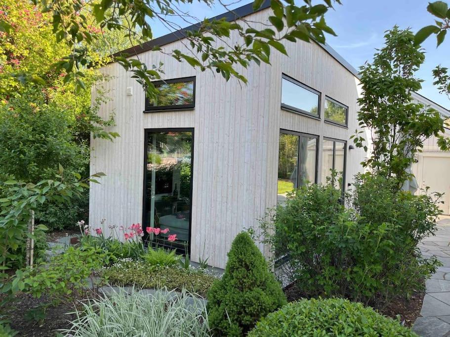 Mini House Villa Gribbylund Exteriör bild